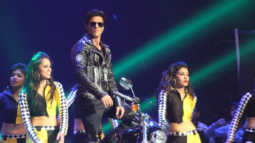 “Planning to Go for Ozempic?”: SRK’s Joke Exposes Bollywood’s Deadly Weight Loss Drug Obsession—82 UK Deaths, Kidney Damage, and Thyroid Cancer Risks